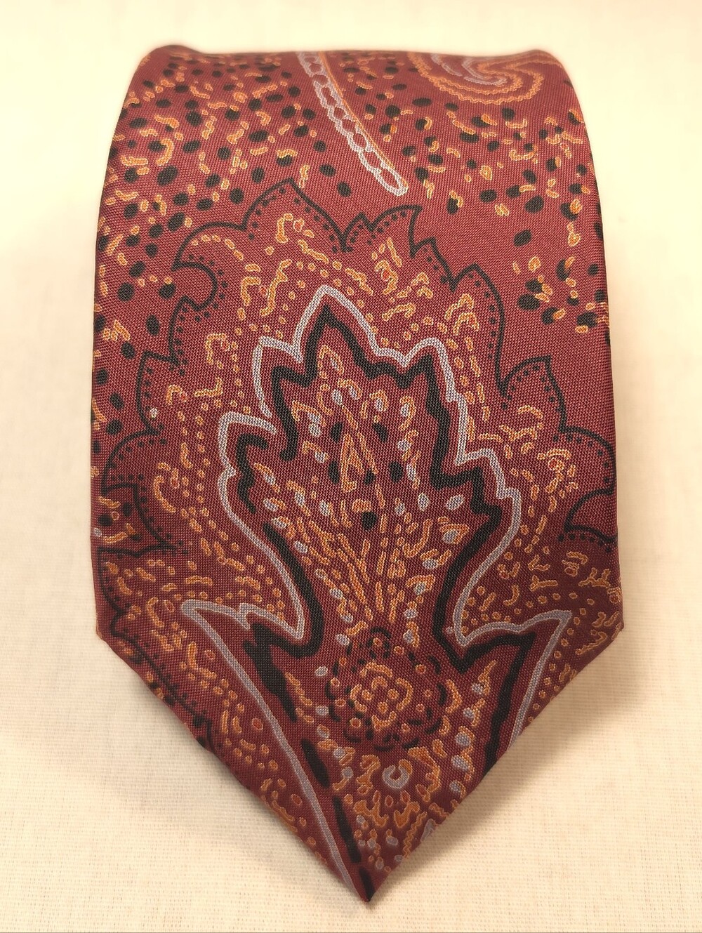 Vintage Jim Thompson Red Orange Paisley Men’s Necktie